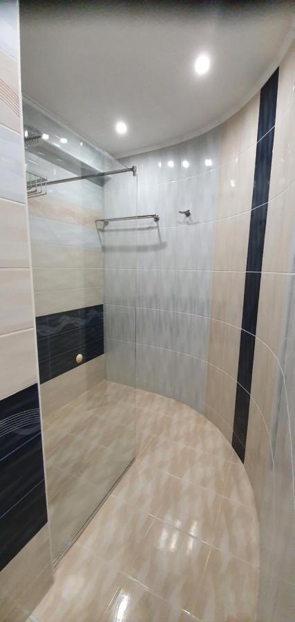 Luxury Apartments Ekaterina Chernomorets Bagian luar foto