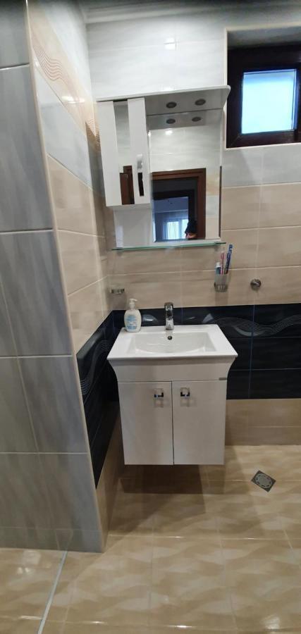 Luxury Apartments Ekaterina Chernomorets Bagian luar foto