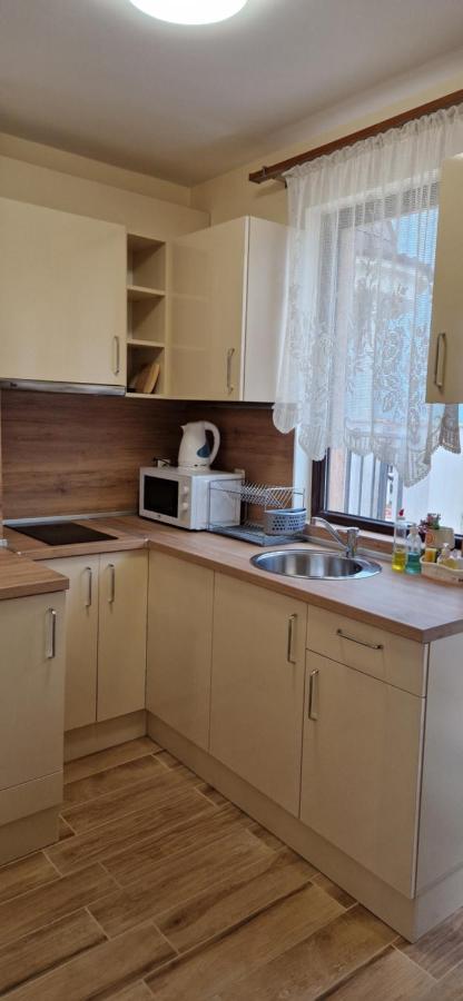 Luxury Apartments Ekaterina Chernomorets Bagian luar foto