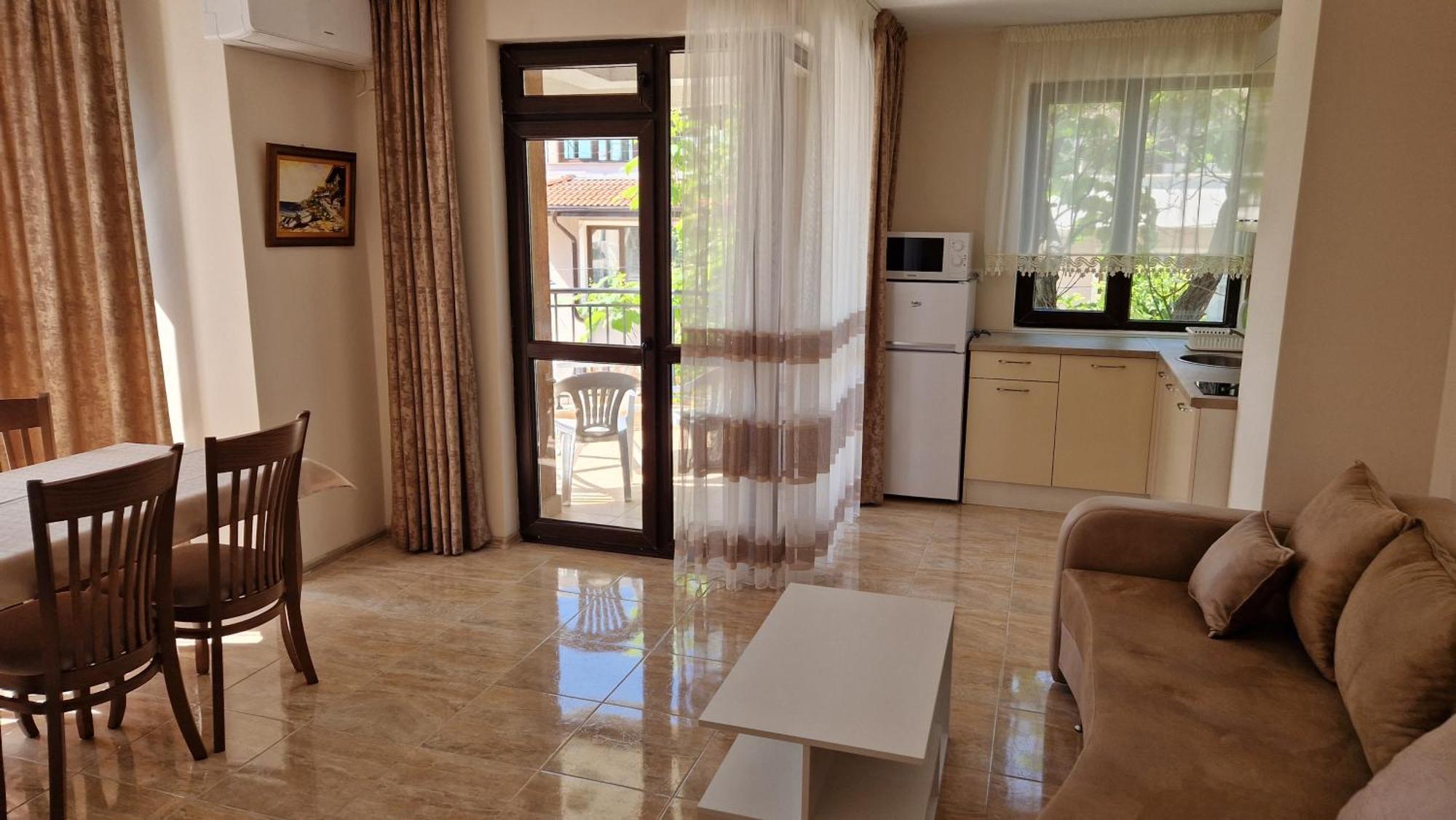 Luxury Apartments Ekaterina Chernomorets Bagian luar foto