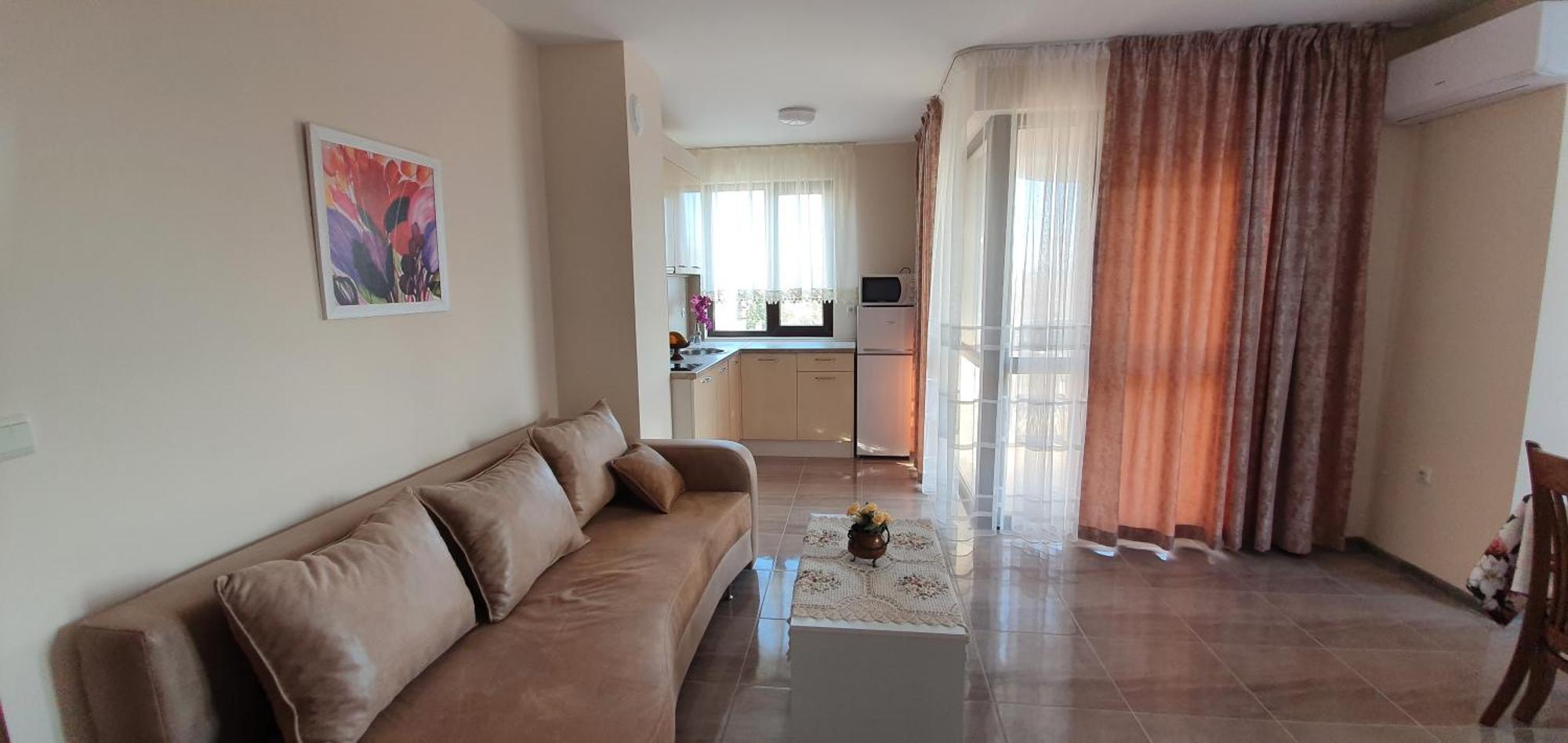 Luxury Apartments Ekaterina Chernomorets Bagian luar foto